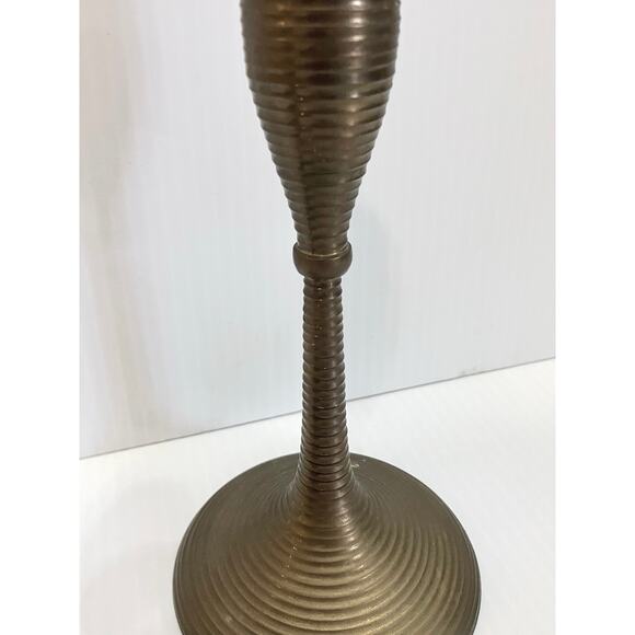 Vtg Mid Century Brass Candlestick Holders Ribbed Texture Goblet Pair 7” & 5” - Picture 3 of 6